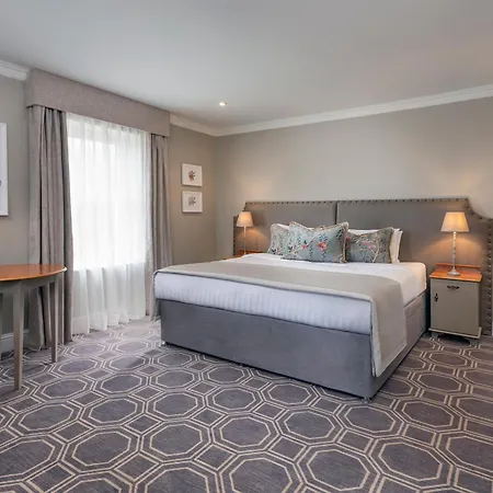 Otel Castle Oaks House