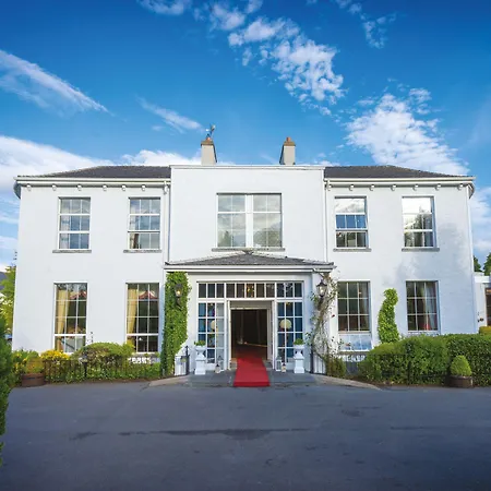 Castle Oaks House 4*