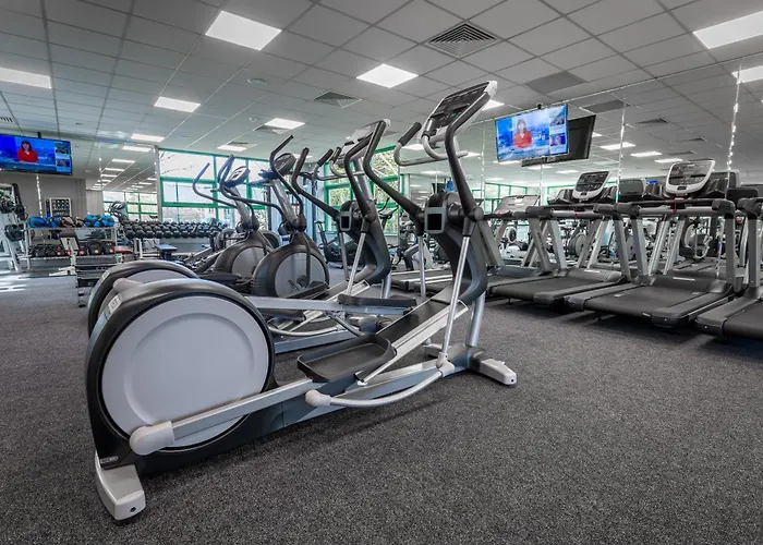 Castle Oaks House 4*