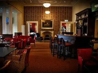 Отель Castle Oaks House 4*